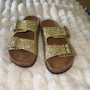 Size 7 gold glitter sandals